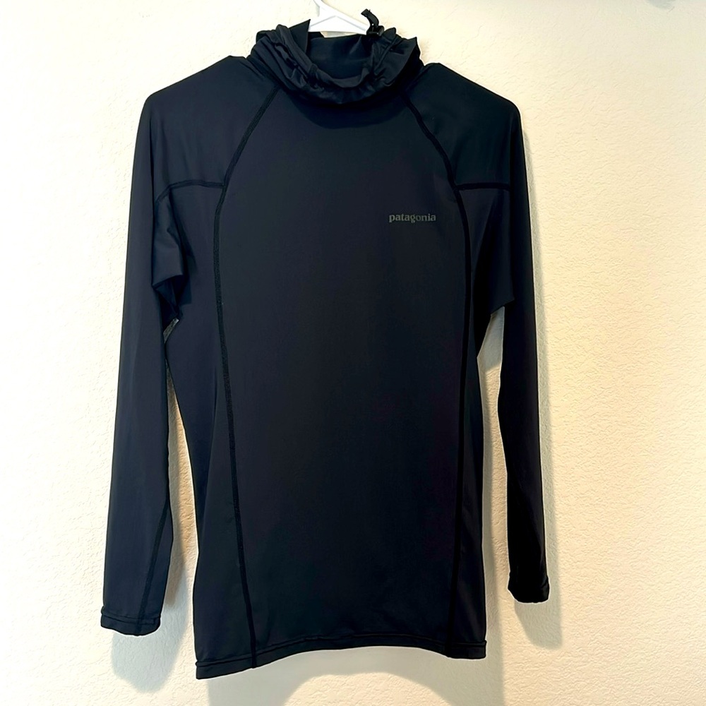 Patagonia Men’s Hooded Technic Shirt with Built-In Brim